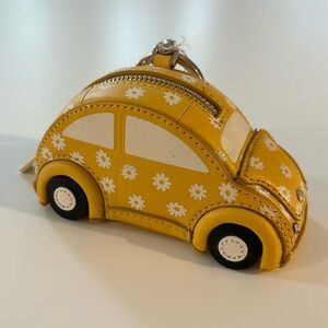 Kate Spade Yellow w/white Daisies Cute Car punch buggy Coin Purse Key Chain NWT